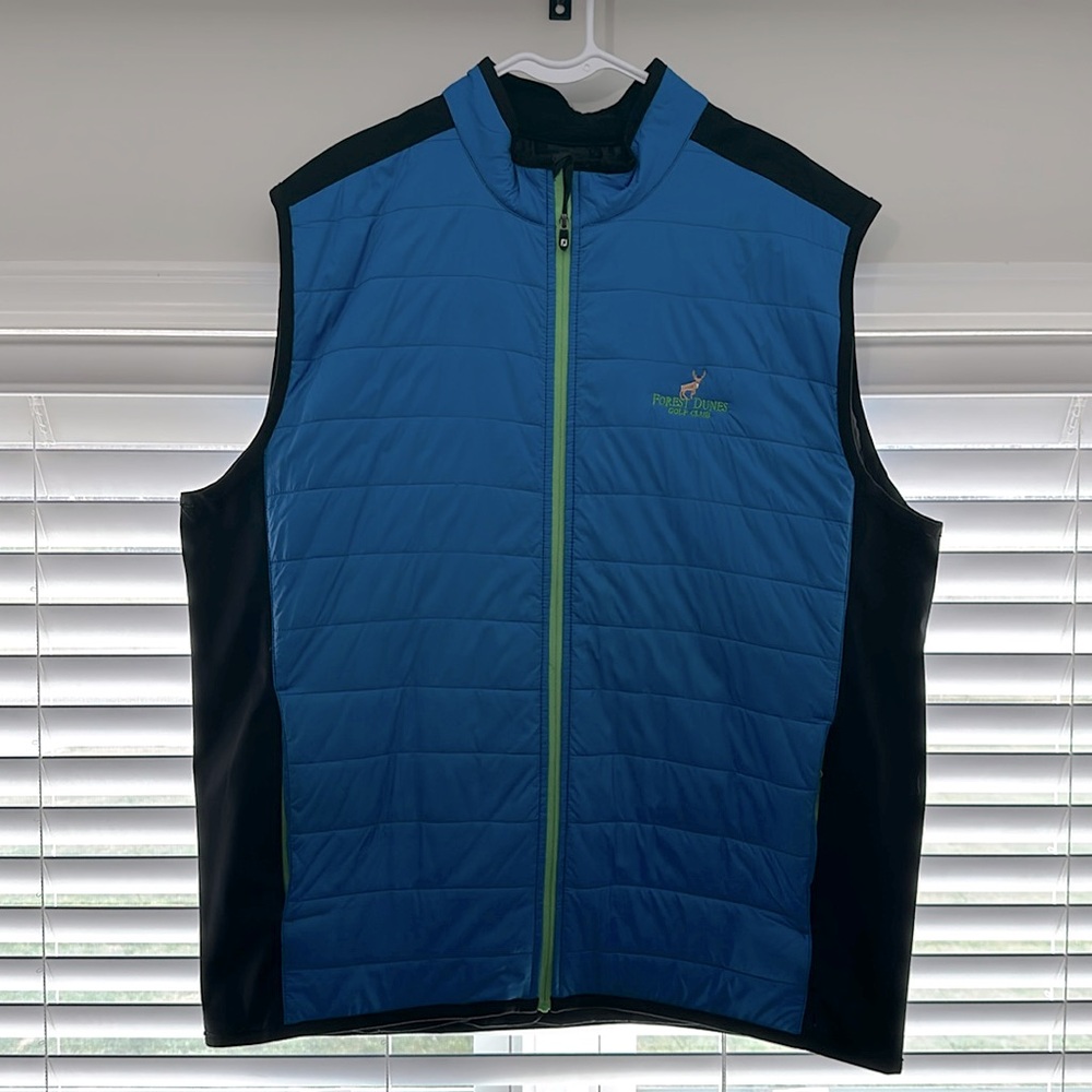 FootJoy vest from Forest Dunes Golf Club XL